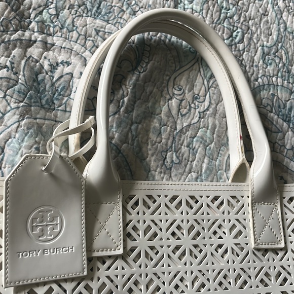 Tory Burch White Tote bag $150 - Picture 4 of 7